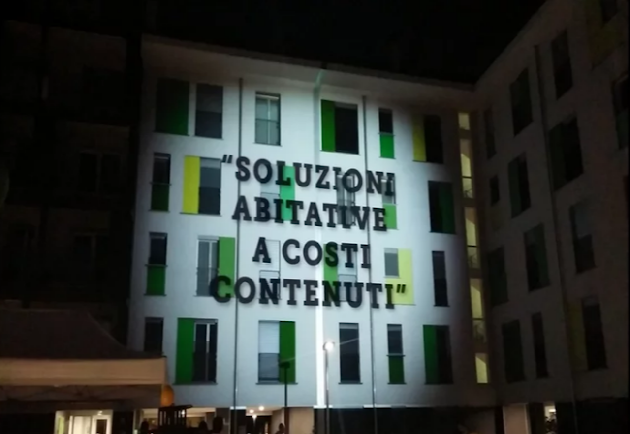 Abitare in rete e video mapping a Pero